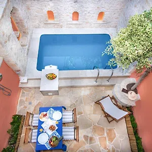 https://casa-atitamo.rethymnohotels.net